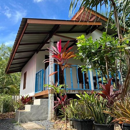 Blue Sky Bungalow เกาะจำ ภายนอก รูปภาพ