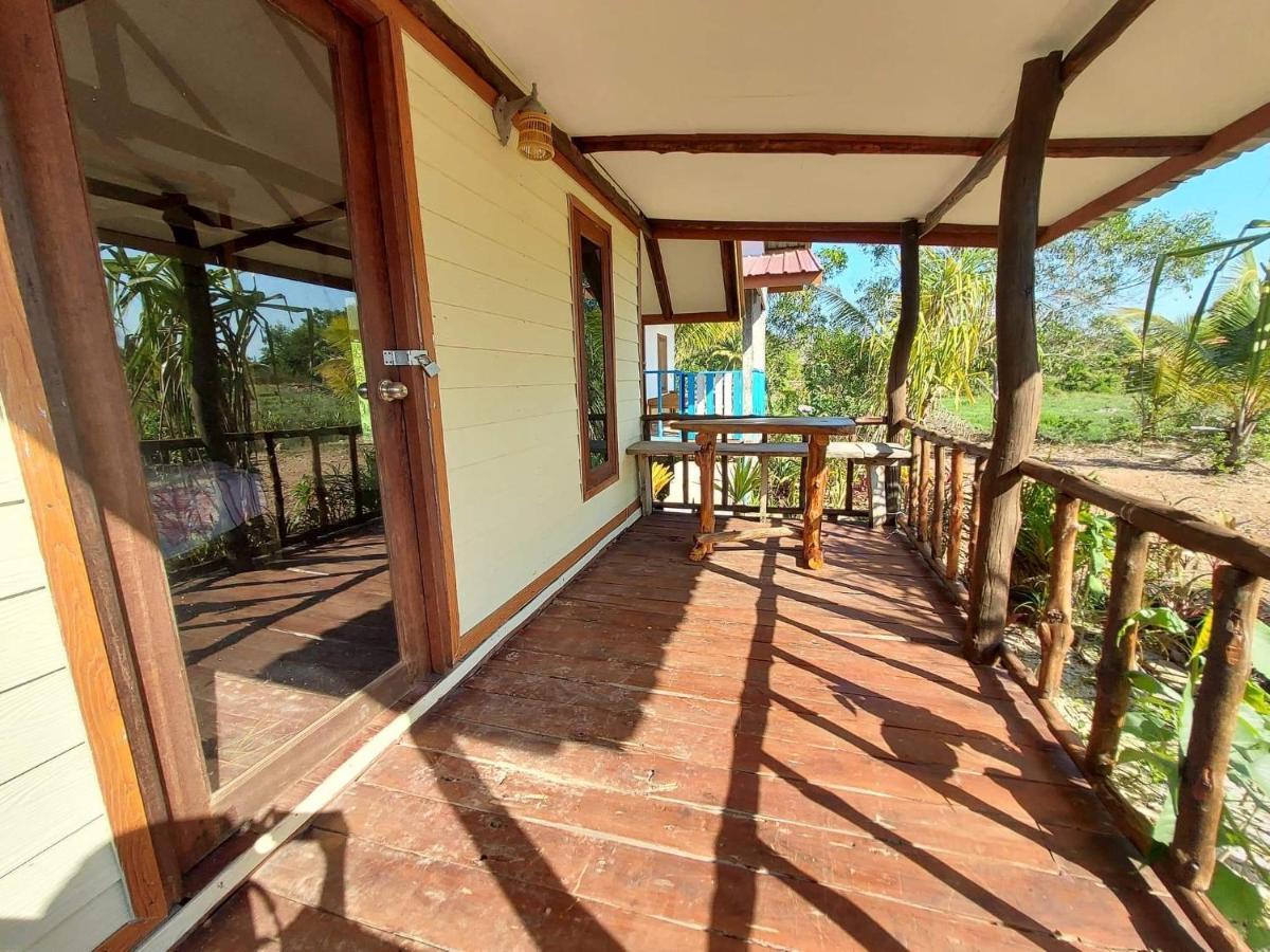 Blue Sky Bungalow เกาะจำ ภายนอก รูปภาพ