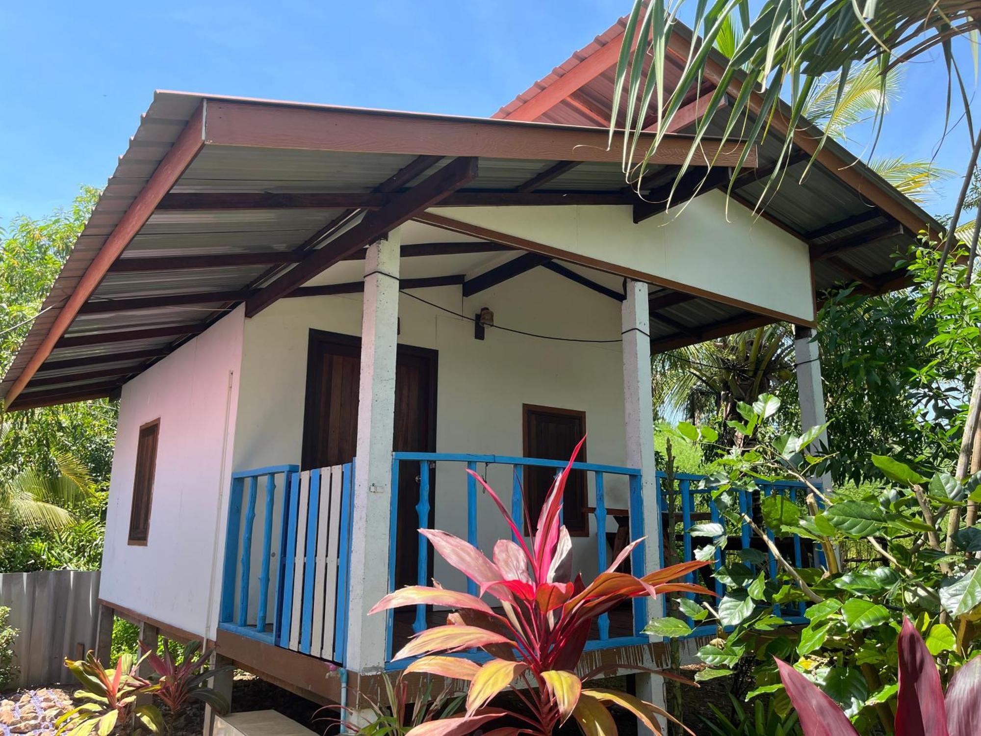 Blue Sky Bungalow เกาะจำ ภายนอก รูปภาพ